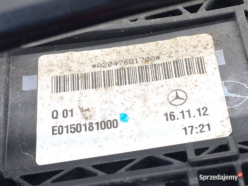 KLAMKA ZEWNĘTRZNA LEWY PRZÓD MERCEDES W176