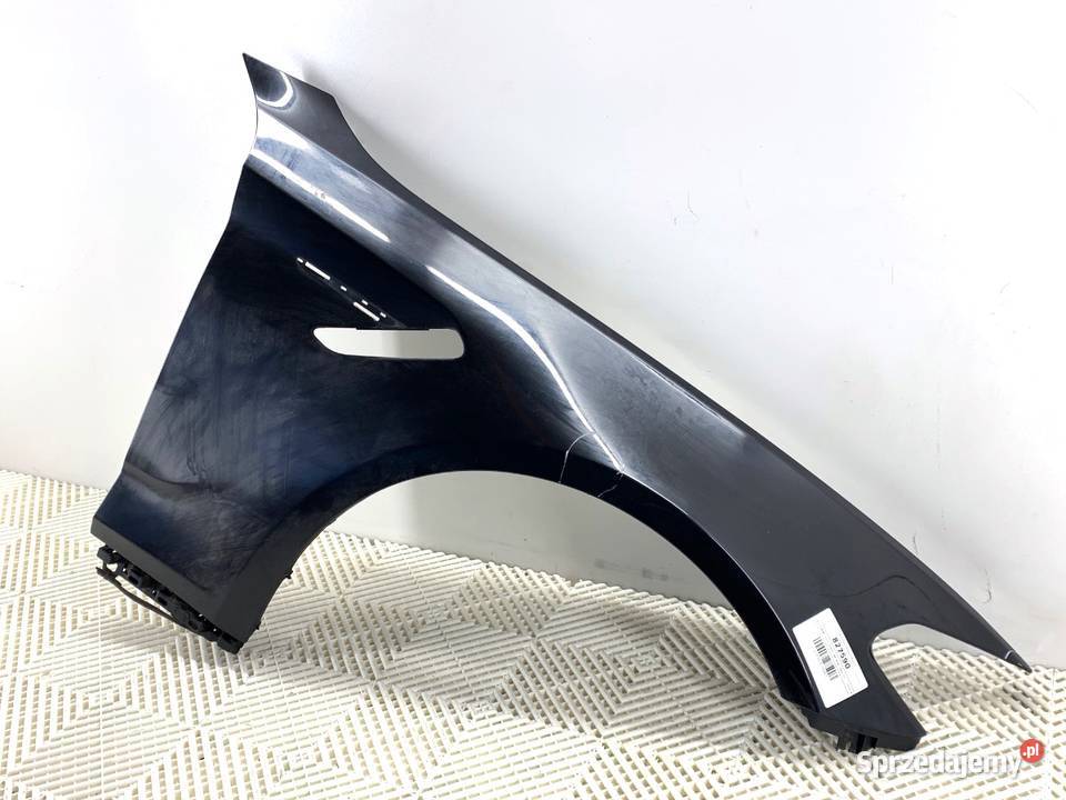 BŁOTNIK PRAWY PRZÓD BMW G30 SedanLimuzyna