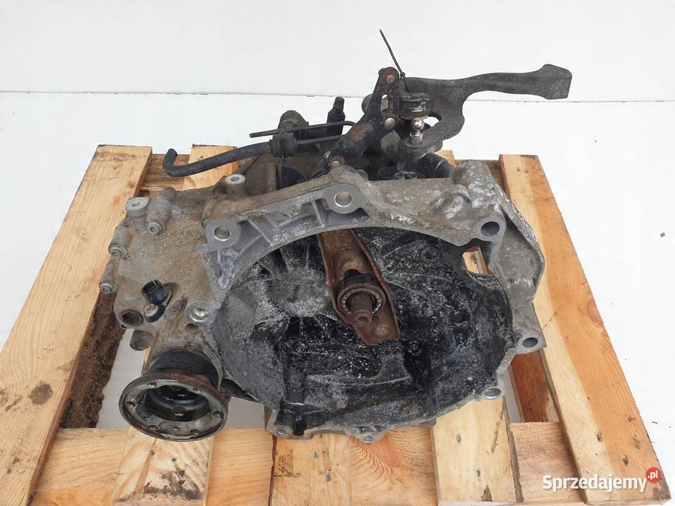 VW Polo IV 12 12V SKRZYNIA BIEGÓW manualna GKS osobowe Janów