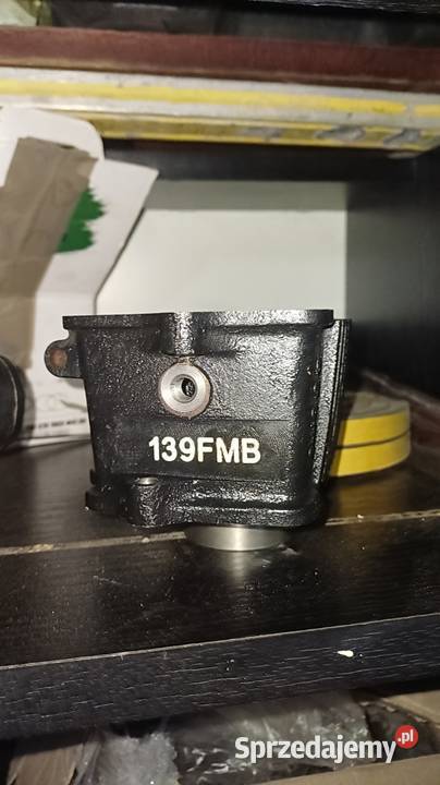 Zestaw głowica cylinder 139fmb 4t Prząsław Mały sprzedam