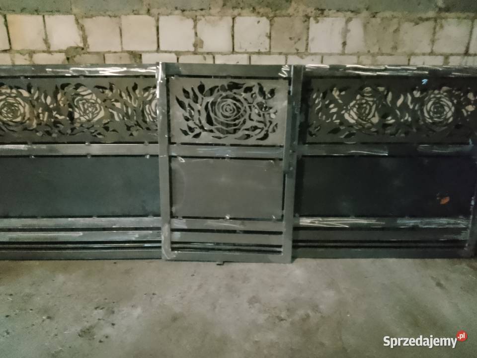 Brama wjazdowa z furtką Kiełczygłów