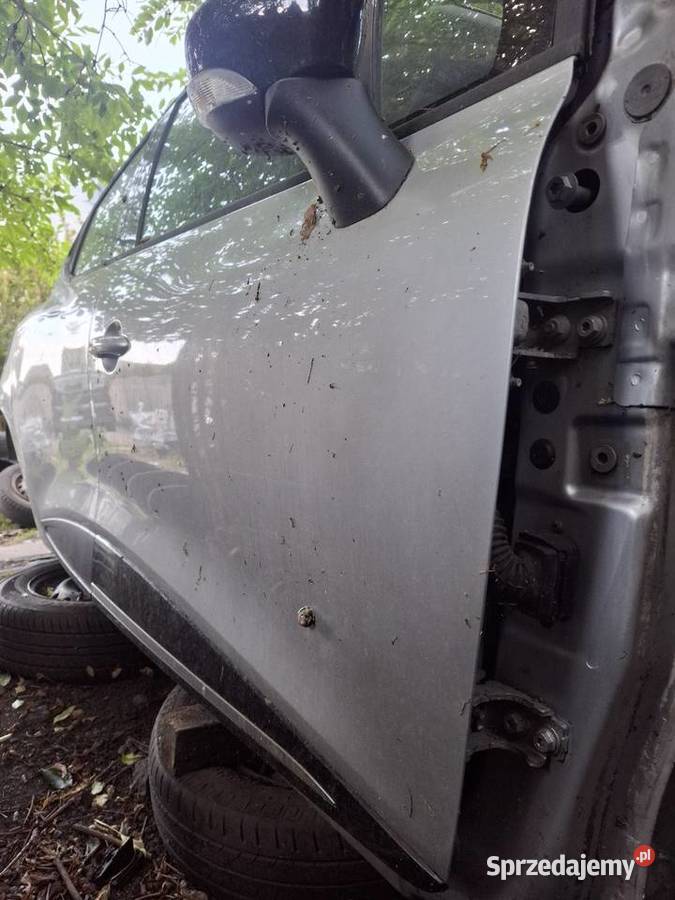 Clio IV drzwi przednie prawe srebrne Drzwi Częstochowa