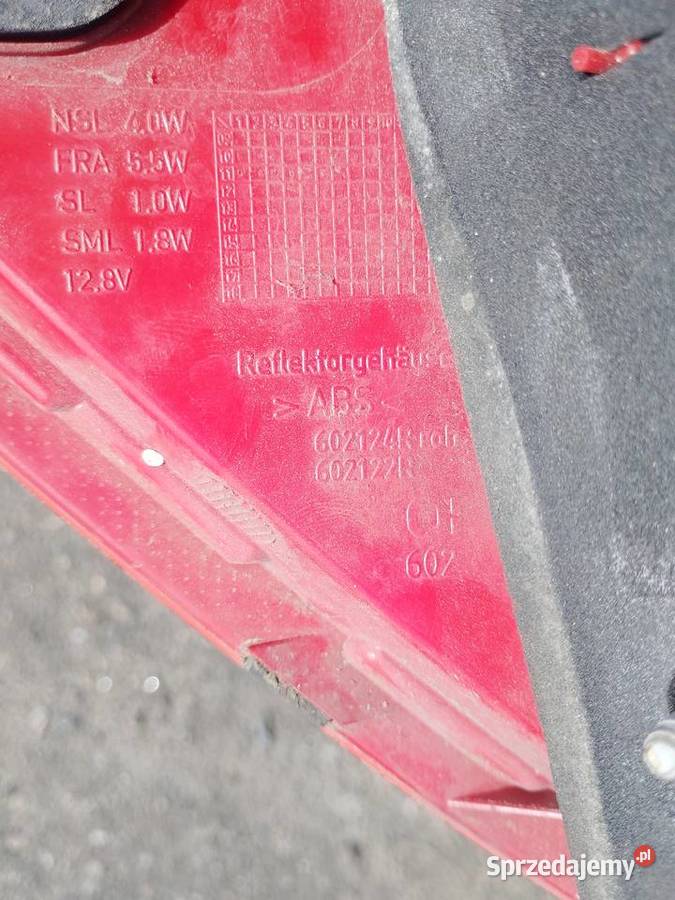 Lampa prawa tylna Mercedes 204 LIFT KOMBI Lampy tylne Międzychód