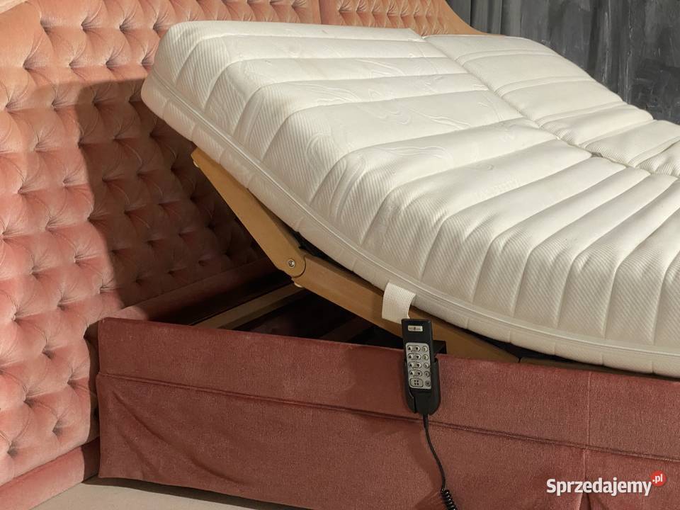 Łóżko z tapicerowanym zagłówkiem stelaże elektr sprzedam