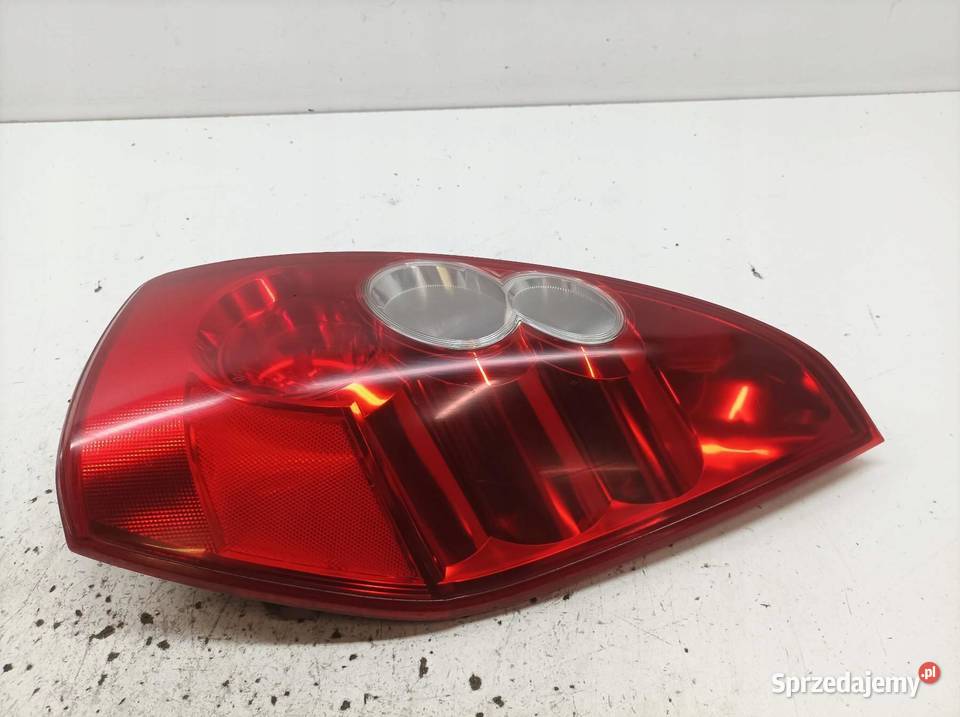 LAMPA TYŁ PRAWA EU Mazda 5 I 20052010 świętokrzyskie sprzedam