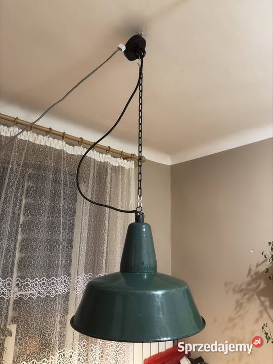 Lampa industrialnaOBs3 z lat 60