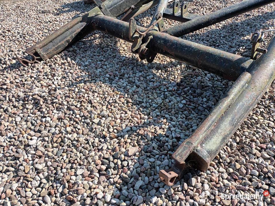 Ładowacz czołowy Tur zachodni Widły Łyżka