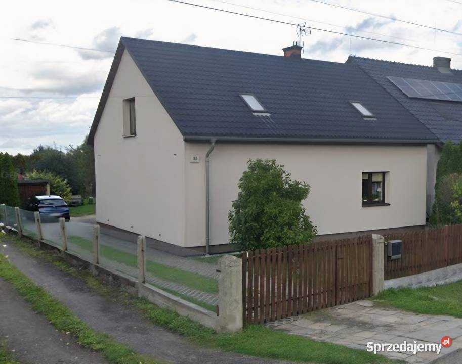 Dom rodzinny z garażami ogrodem pom gospodarcze śląskie
