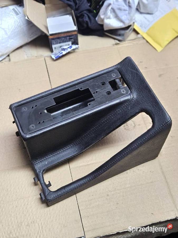 Bmw e32 750 Highline tunel uchwyt telefonu Lublin sprzedam