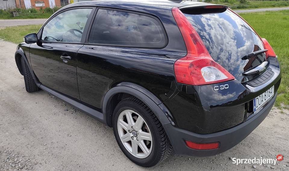 Volvo C30 18 benzyna 125 238 1 właściciel w nowy