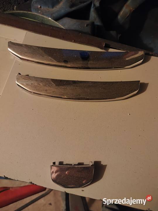 Listwa grilla scudetto Alfa Romeo Giulietta Kozłówek