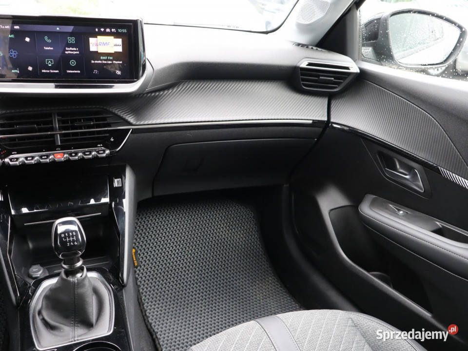 Peugeot 208 12 PureTech 208