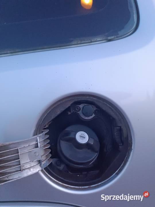 Jeep Cherokee Liberty 37 z gazem fulltime Lublin