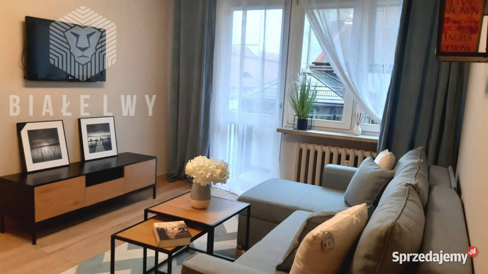 Mieszkanie do wynajęcia Warszawa Bonifraterska kamienica