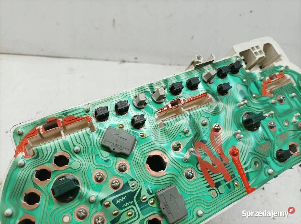 LICZNIK 3410182D81 2573207316 20 D 108 Suzuki