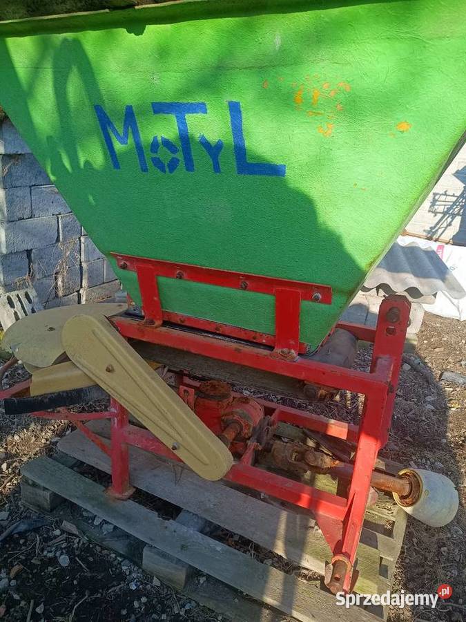 Sprzedam maszyny rolnicze Chebdzie