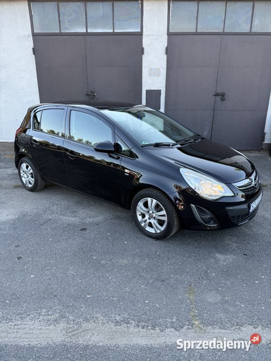 Opel Corsa 14 87 klimatyzacja tempomat lakier metallic Corsa śląskie sprzedam