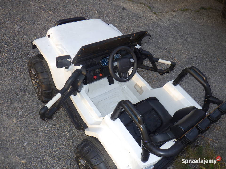 Duży Jeep na Akumulator Mocny Jeep na Akumulator Dębica