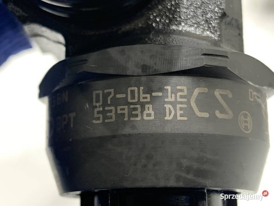 WTRYSKIWACZE KOMPLET VW GOLF V 38130073BN 19 105 sprzedam