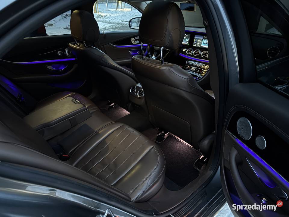 MercedesBenz E220d W213 Virtual Cockpit lakier metallic Warszawa