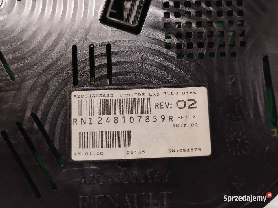 LICZNIK RENAULT MEGANE III RNI248107859R osobowe sprzedam