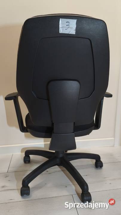 3 Ergonomiczne krzesło biurowe Nowy Styl Master Białystok