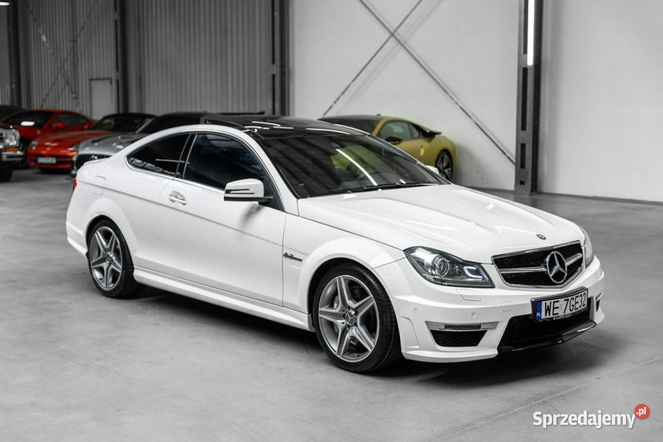 Mercedes C 63 AMG Bezwypadkowy Przebieg 7600 Mercedes-Benz małopolskie Węgrzce sprzedam