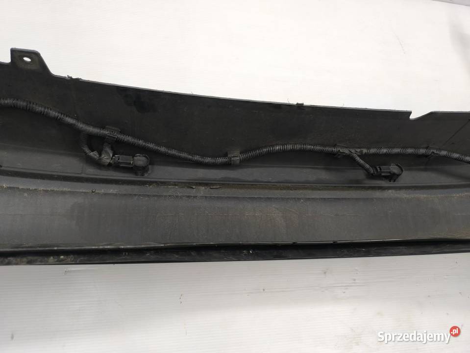 ZDERZAK TYŁ TYLNY 6 PDC FORD FOCUS MK3 LIFT osobowe