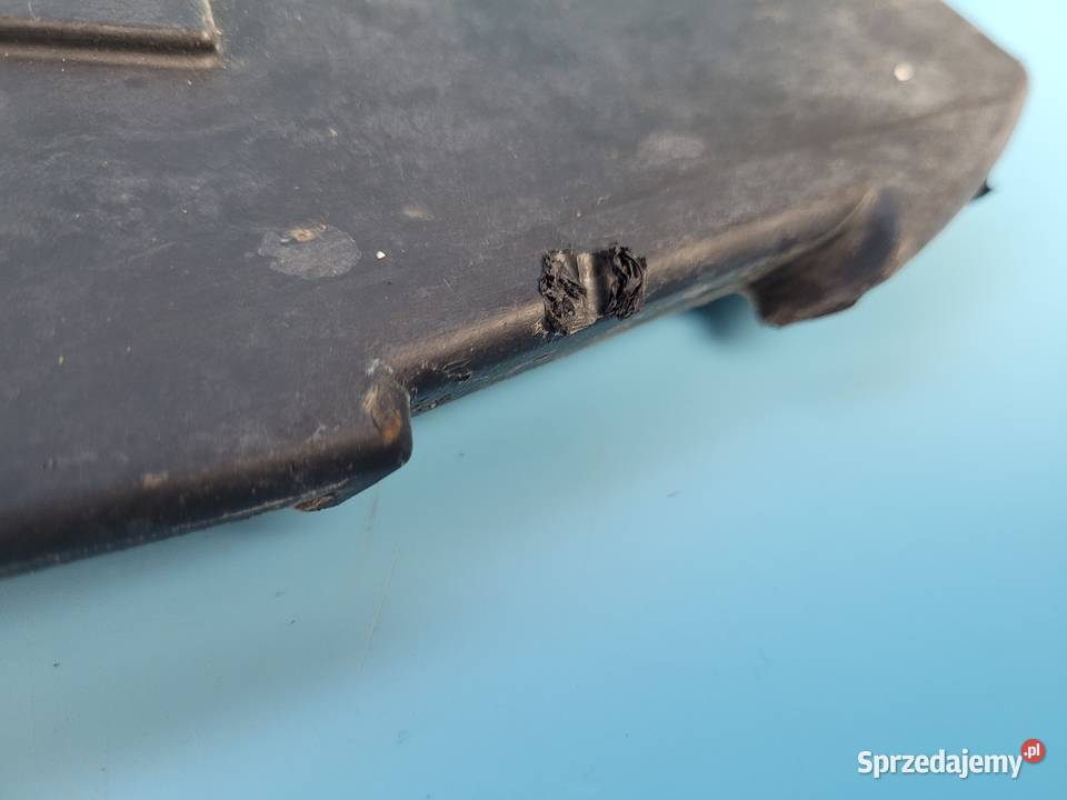 CASE IH PUMA 145 12r POKRYWA OSŁONA PRAWA Kolno