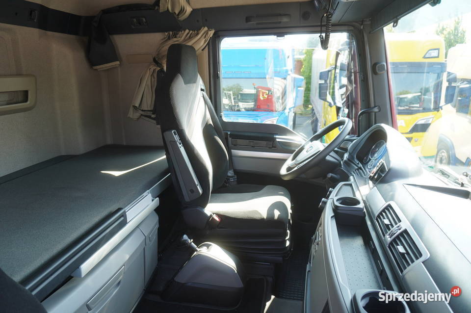 Ciągnik siodłowy MAN TGX 18510 4x4 510 Kab Kraków sprzedam