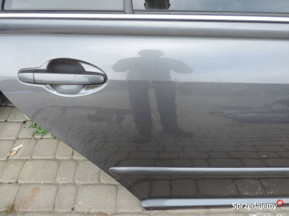 TOYOTA AVENSIS T25 FL KOMBI DRZWI LEWY TYŁ 1G3 Nowy Sącz sprzedam