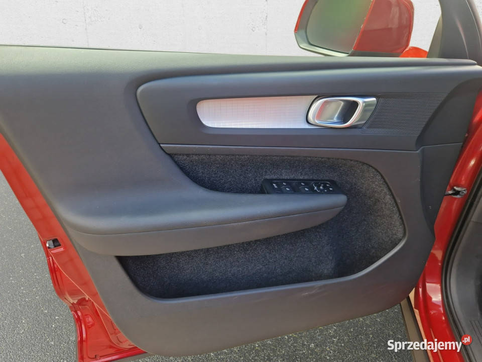 Volvo XC 40 B3 Core Z Polskiego Salonu Faktura immobilizer Warszawa