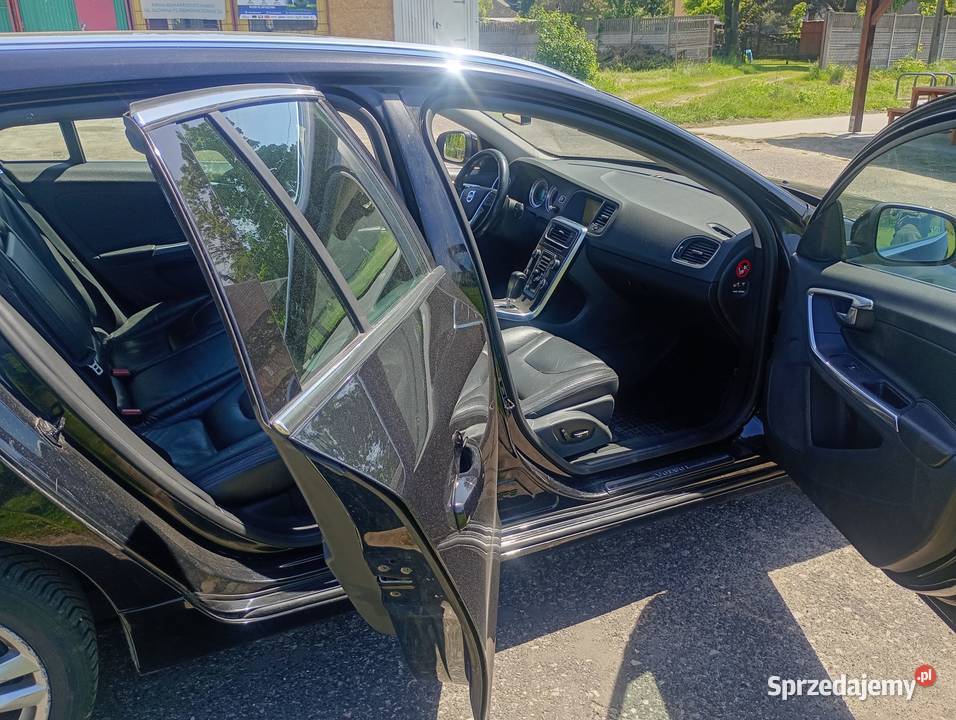 VOLVO V60 nieuszkodzony Dąbrowa Górnicza