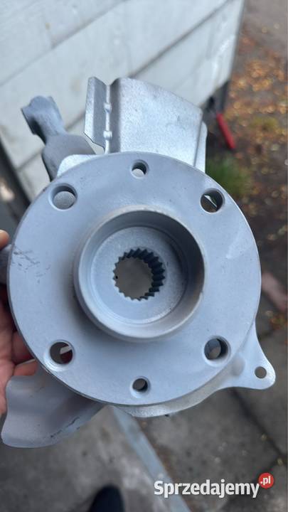 Piasta tylna Mercedes w124 kombi piaskowaniu Katowice