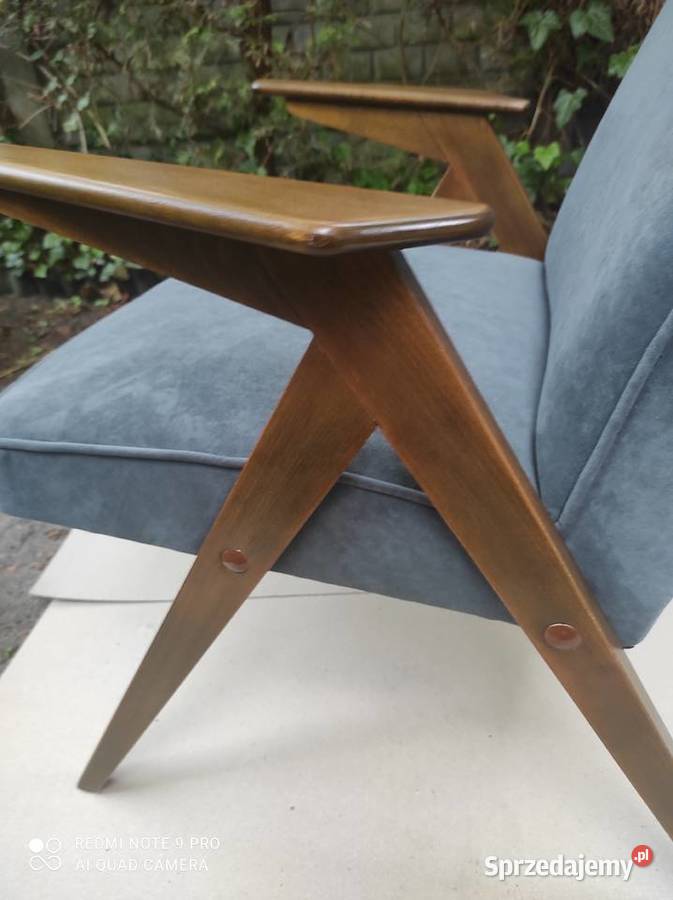 Fotel BUNNY CHAIR 300177 PRL renowacji wielkopolskie Puszczykowo