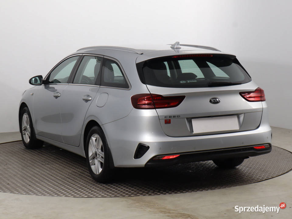 Kia Ceed 16 CRDi MHEV automatyczna Bielany Wrocławskie