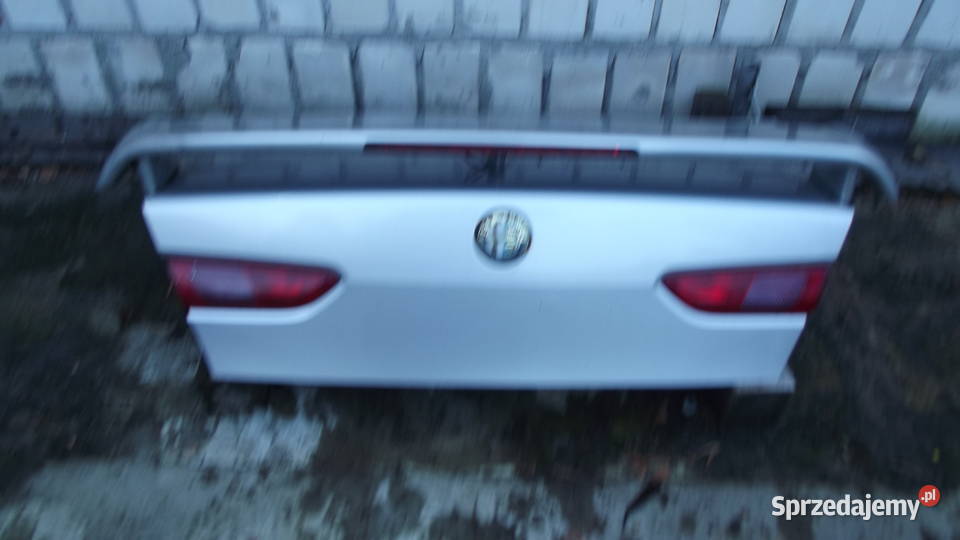 Alfa Romeo 156 klapa tył