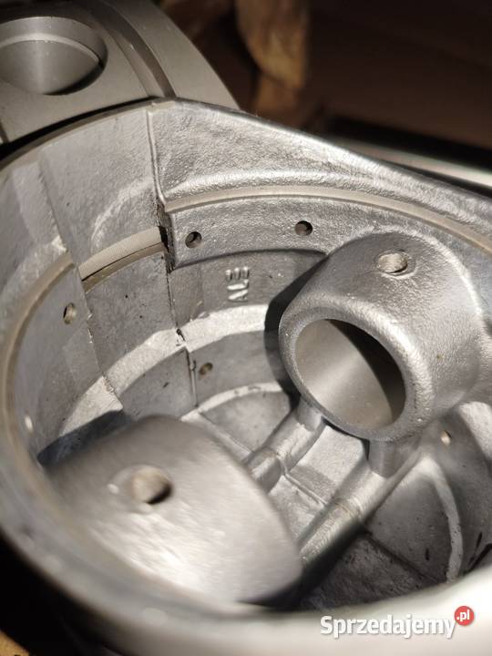 Cylindry szlifie 7850 z tłokami Almot 7845 Ural wielkopolskie Leszno sprzedam