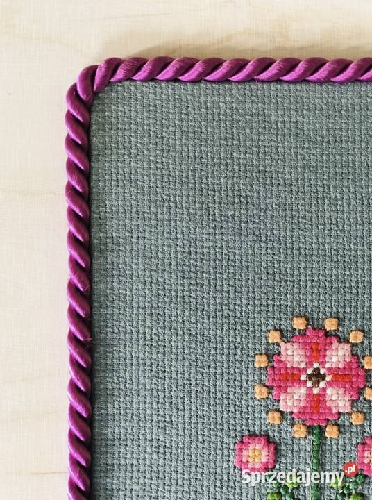 Wielkanocny zajączekhaft krzyżykowy