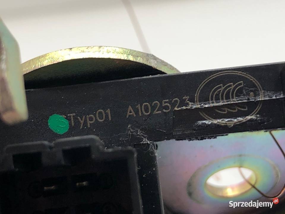 ZAMEK KLAPY TYŁ SKODA FABIA III Hatchback Motoryzacja