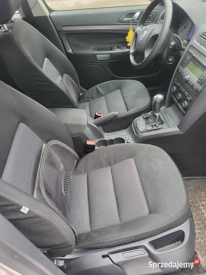 Osobowe Skoda Oktawia 16B produkcji 2007 Do samochodów osobowych