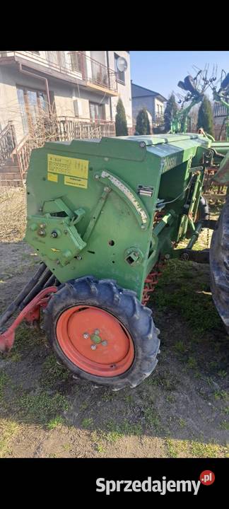 Siewnik HASSIA DKL 250 nieuszkodzony świętokrzyskie Rembów