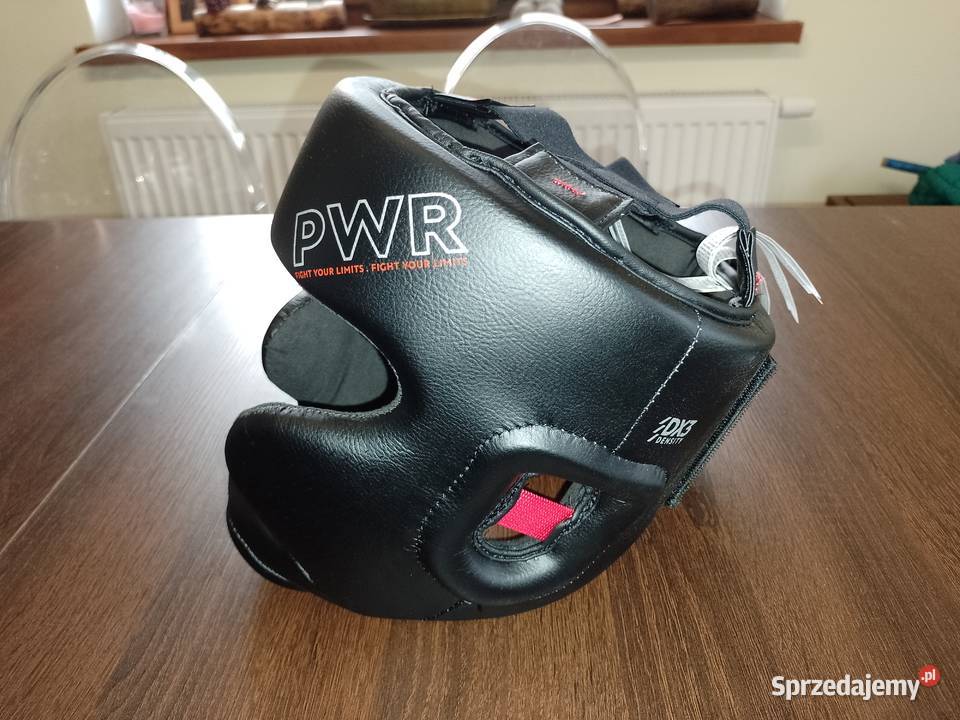 Kask pełny bokserski 500 Outshock Siekierki Małe