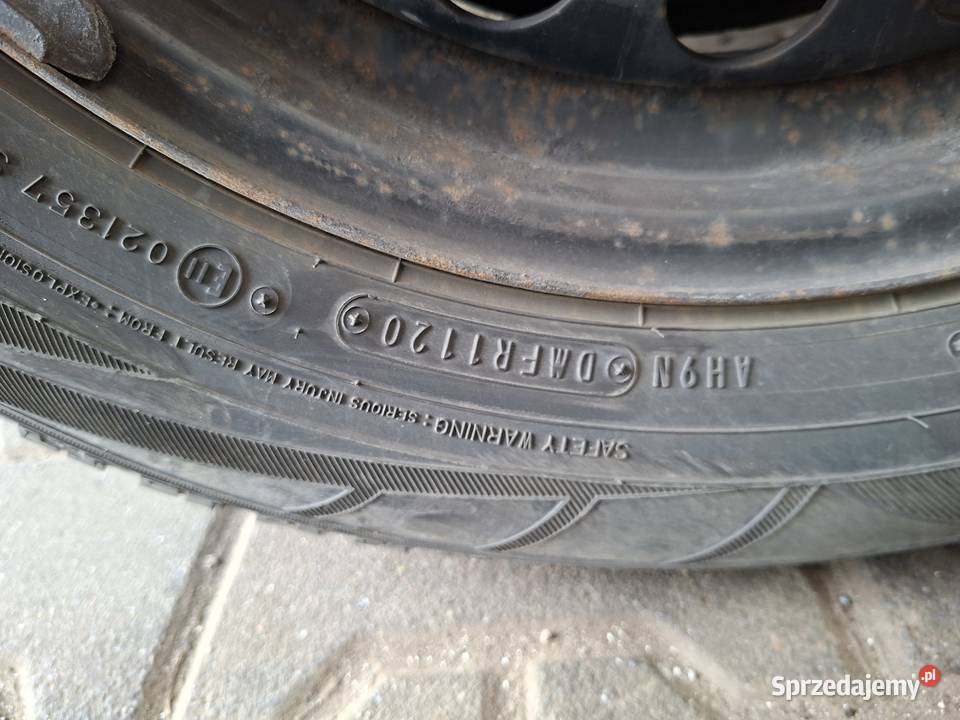 Opony zimowe Falken z felgami 195 65 r15 Zamość sprzedam
