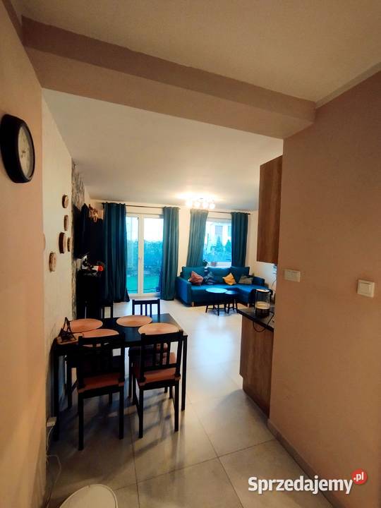 Mieszkanie bezczynszowe z ogródkiem Marki