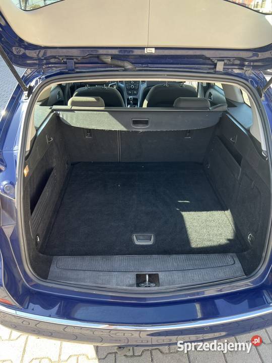 Opel Astra J 16 CDTi z 2015r 185000km