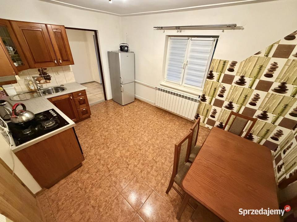 Dom wolnostojący 80 m gotowy do zamieszkania 9 wolnostojący Kosienice