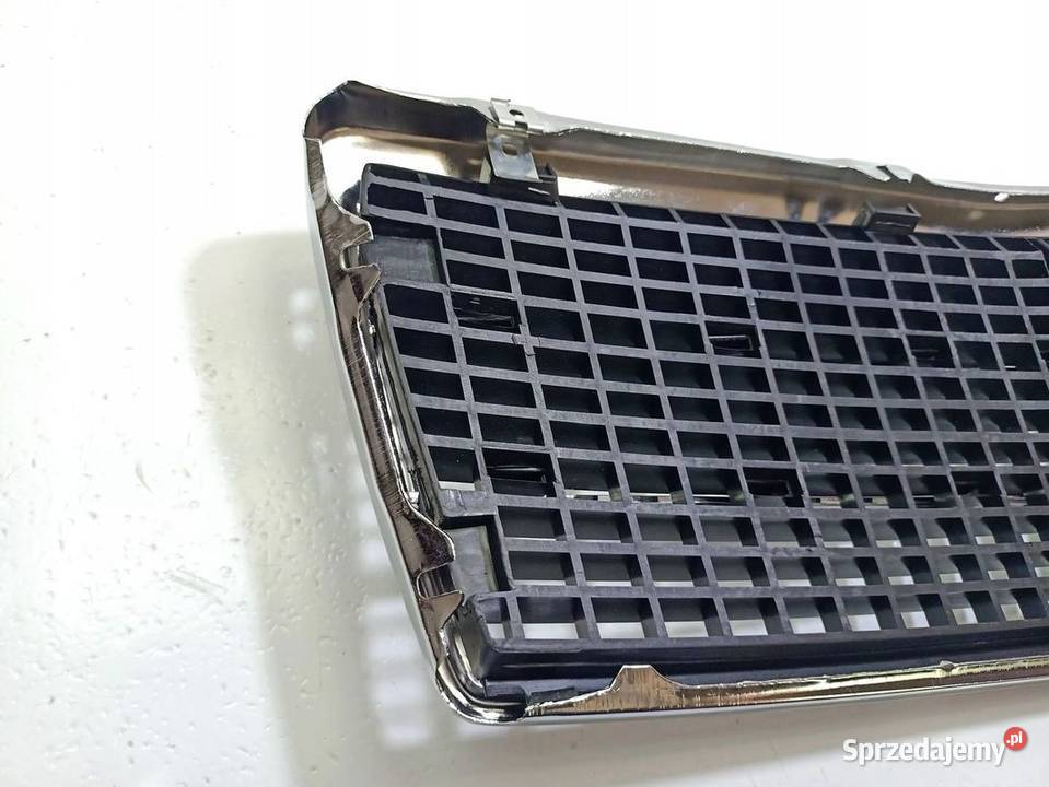 Mercedes CKLASA W202 9301 ATRAPA GRILL PRZÓD Skarżysko-Kamienna