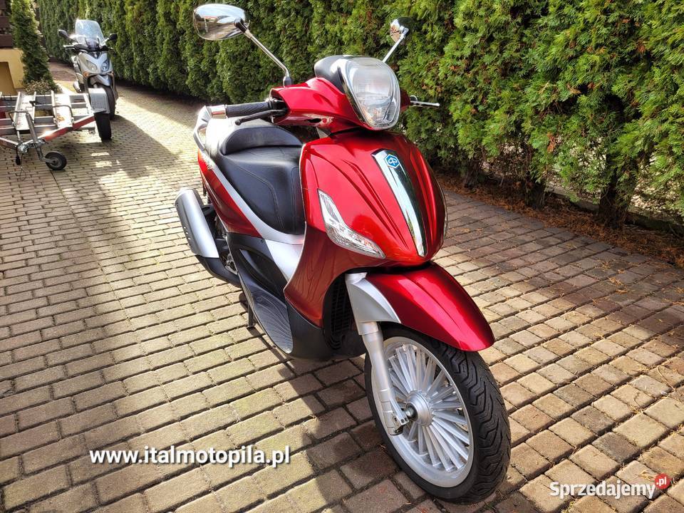 PIAGGIO BEVERLY 300ie 13r italmotopila 23KM Piaggio Piła