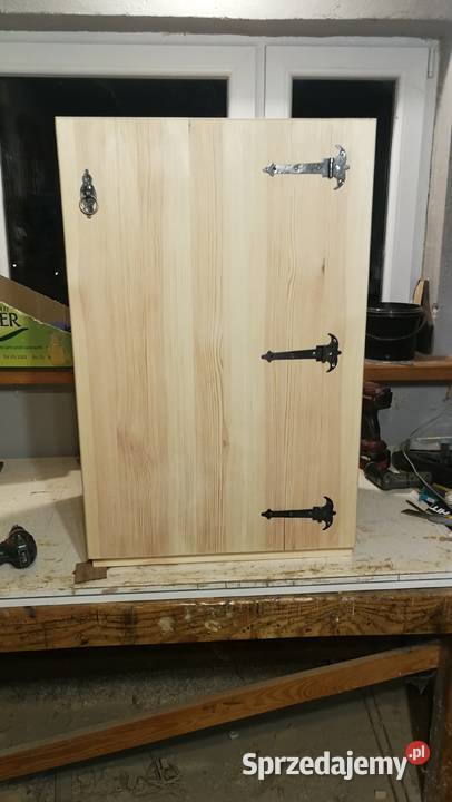 Drewniana szafka na buty zamykany regał z 45cm